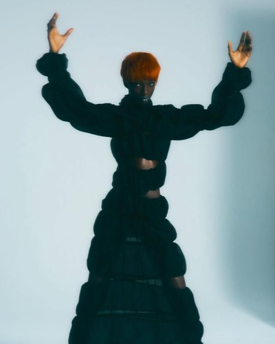 CRASH MAGAZINE - © Chapters