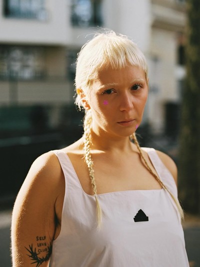 LES INROCKS - © Chapters