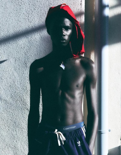 ODDA MAGAZINE - © Chapters