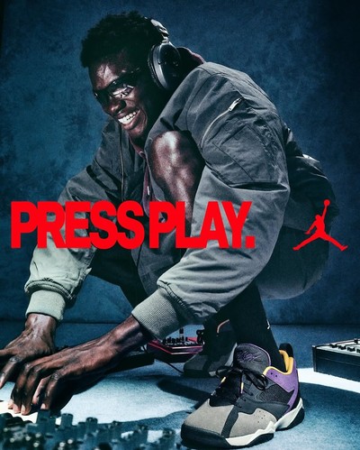 NIKE JORDAN - © Chapters